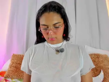 Bongacams Live Porn of Melodymoore