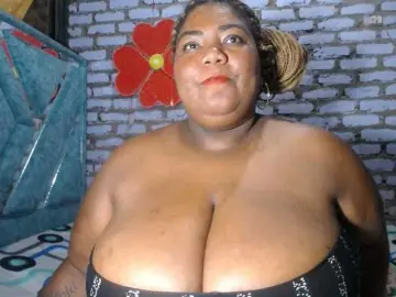 Bongacams Best Webcam of bustyboobsxxll