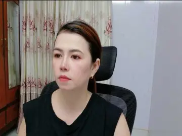 Bongacams Watch Live Sex Cams of Lindahot69