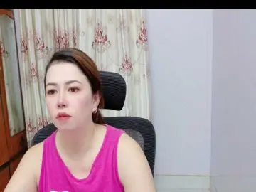 Bongacams Live Sex Cam of Lindahot69