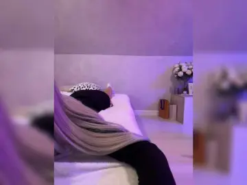 Bongacams Live Sex Cam of HollyPolly111