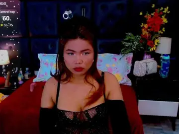 Bongacams Watch Live Sex Cams of Clloelombaard