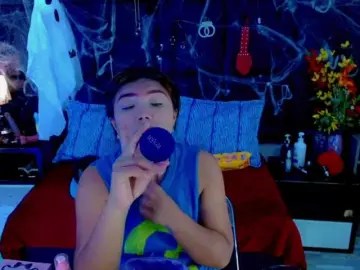 Bongacams Live Sex of Clloelombaard