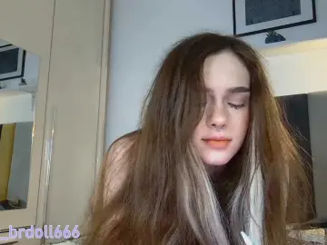 Bongacams Live Porn of BrokenDoll666
