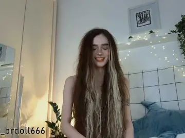 Bongacams Best live sex cam show of BrokenDoll666