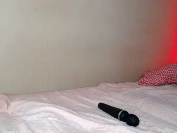 Bongacams Best live sex cam show of aliceTurner21