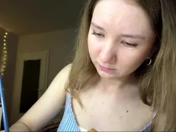 Bongacams Free Live Porn of lisasmall