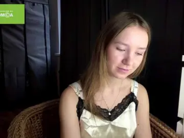 Bongacams Watch Live Sex Cams of lisasmall