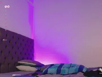 Bongacams Sex Cam of AimiCastanon