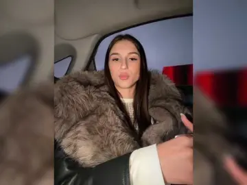 Bongacams Free Live Porn of EwaBrown