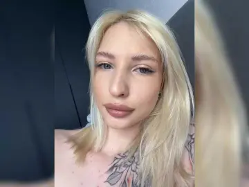 Bongacams Nude Webcam of EwaBrown