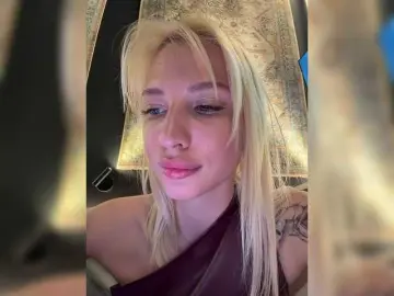 Bongacams Private Sex Chat of EwaBrown