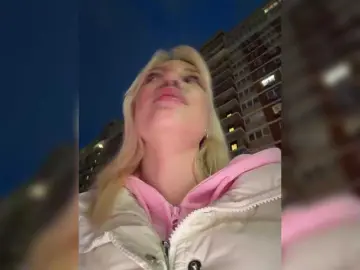 Bongacams Live Porn of EwaBrown