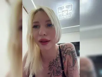 Bongacams Adult Webcam of EwaBrown