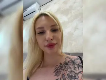 Bongacams Adult Video Chat of EwaBrown