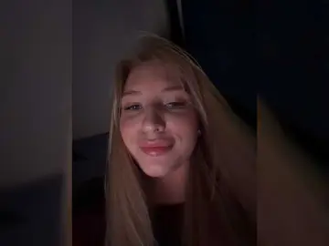 Bongacams Live Sex of EwaBrown