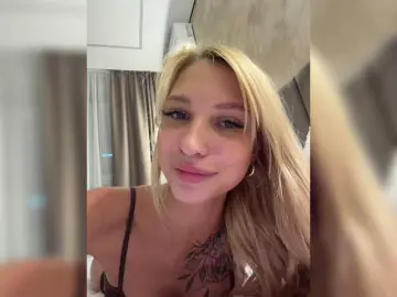 Bongacams Best Webcam of EwaBrown