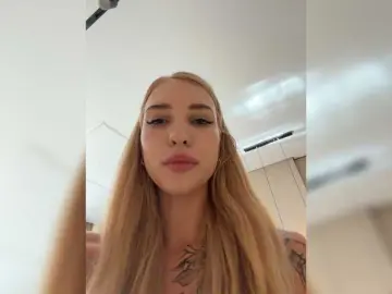 Bongacams Best Webcam of EwaBrown