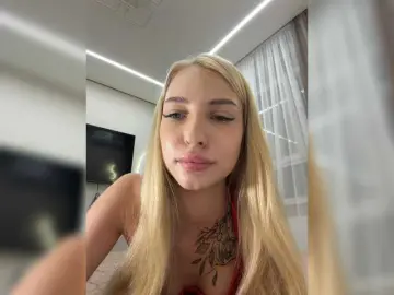 Bongacams Live Sex Cam of EwaBrown