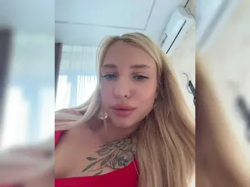 Bongacams Nude Webcam of EwaBrown