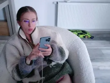 Bongacams Adult Video Chat of DiddySweet1