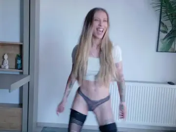 Bongacams Adult Webcams of DiddySweet1