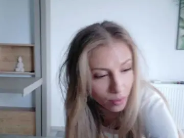 Bongacams Nude Webcam of DiddySweet1
