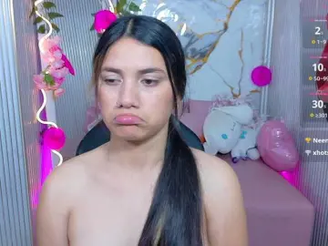 Bongacams Live Sex Cam of Chiara-tay