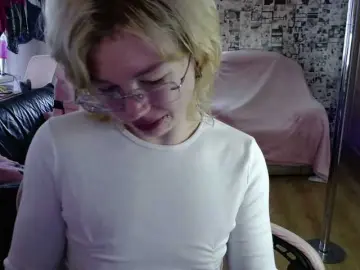 Bongacams Free Porn Cam of LolaHot