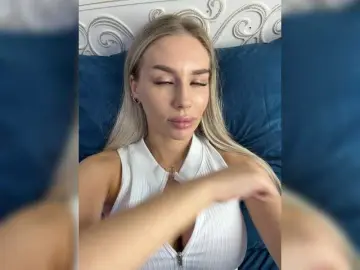 Bongacams Live Sex Cam of Lovensesgirl