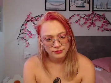 Bongacams Best Webcam of Coraline-bush