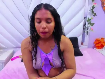 Bongacams Free Live Porn of SquirtDirty