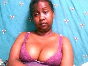 Bongacams Watch Live Sex Cams of Sylivinaahh