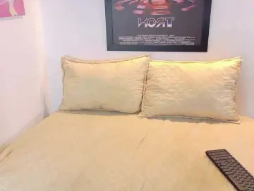 Bongacams Watch Live Sex Cams of valkiriamoore