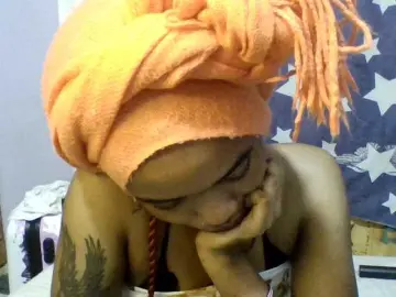 Bongacams Live Sex Cam of Prettie-brownskin