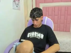 Cam4 Private Sex Chat of FerPhoenix_