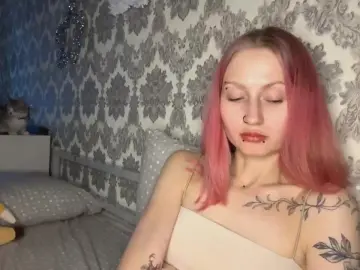 Cam4 Watch Live Sex Cams of OdelinaBartram