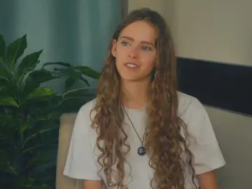 Cam4 Adult Webcam of SaraSwick