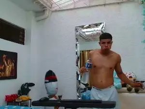 Cam4 Adult Webcam of alexander_cr1