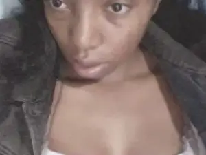 Cam4 Free Live Porn of ALEXENDRAH