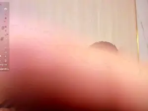 Cam4 Adult Webcam of NoTopNoBot