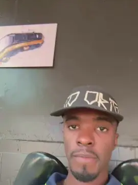 Cam4 Live Porn of Gustavo_19y