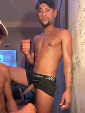 Cam4 Free Porn Cam of young_safado