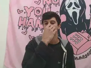 Cam4 Sex Cam of GiganteOMenino