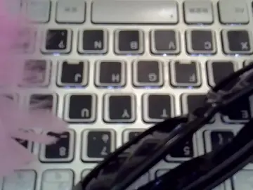 Cam4 Free Live Porn of Karinahsexy