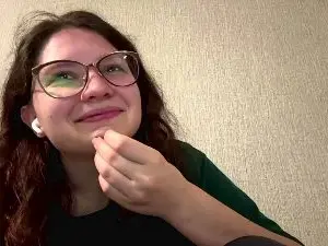 Cam4 Adult Video Chat of RaynaKisker