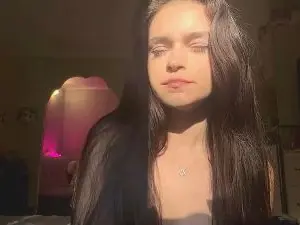 Cam4 Live Porn of IdellaOlten
