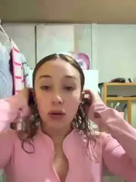 Cam4 Watch Live Sex Cams of Izacat