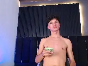 Cam4 Sex Cam of Logan_Steel