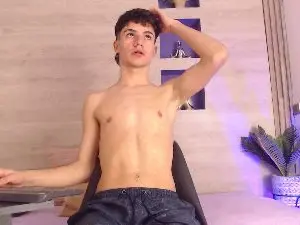 Cam4 Private Sex Chat of Logan_Steel